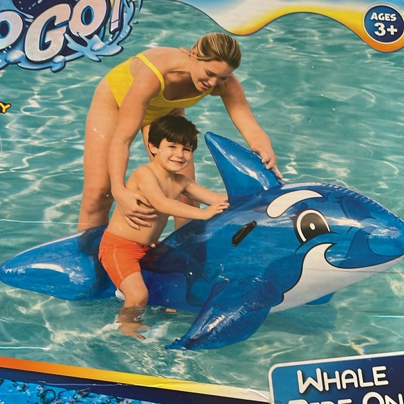 H2O GO whale Ride-On - Picture 4 of 4